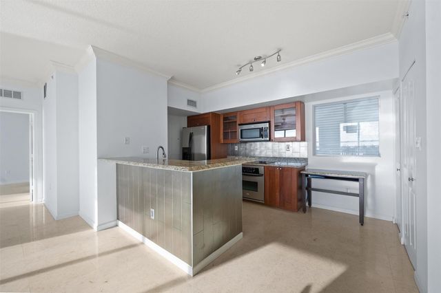 675 NW Flagler Ave 303, Stuart, FL 34994