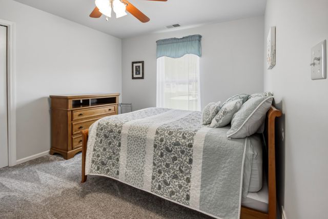 200 Polly Lane, Hobart, IN 46342