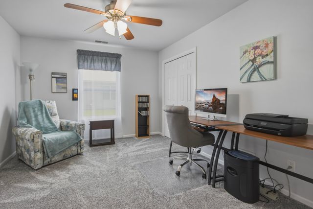 200 Polly Lane, Hobart, IN 46342