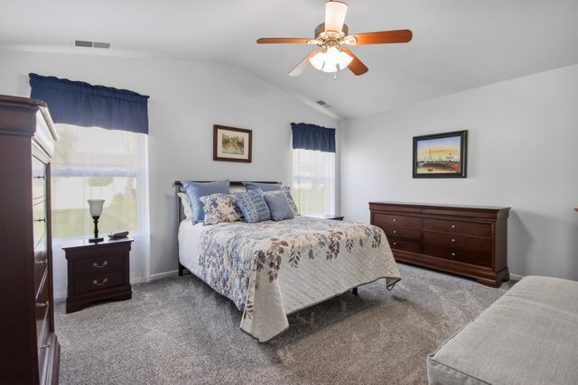 200 Polly Lane, Hobart, IN 46342
