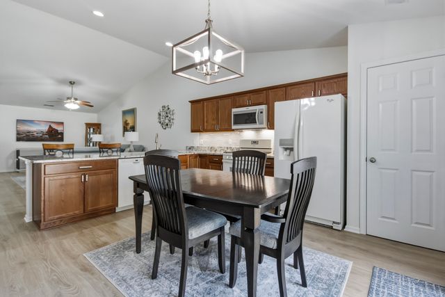 200 Polly Lane, Hobart, IN 46342
