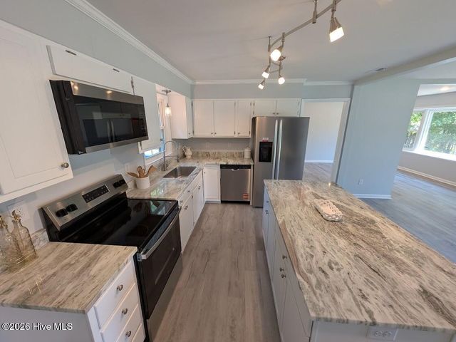 6803 Murrayville Road, Wilmington, NC 28411