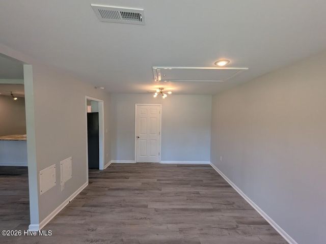6803 Murrayville Road, Wilmington, NC 28411