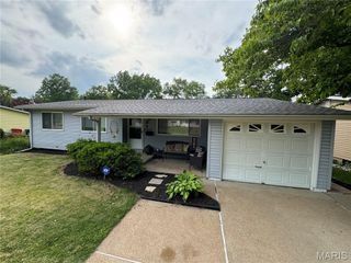 2455 S Park Lane, Florissant, MO 63031
