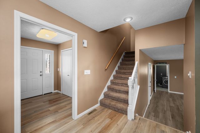 3545 W Harbor Drive, Bettendorf, IA 52722