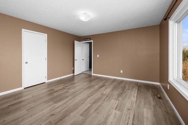 3545 W Harbor Drive, Bettendorf, IA 52722