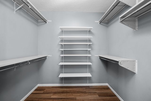 3545 W Harbor Drive, Bettendorf, IA 52722