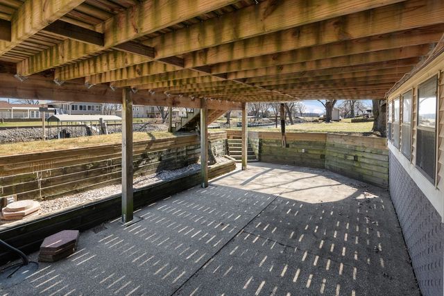 3545 W Harbor Drive, Bettendorf, IA 52722