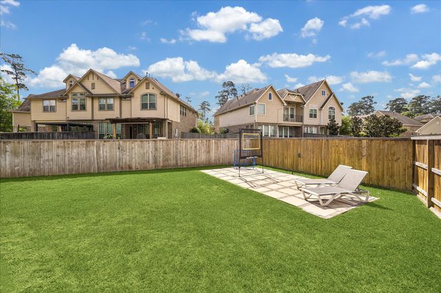 110 Skyshine Court, Conroe, TX 77304