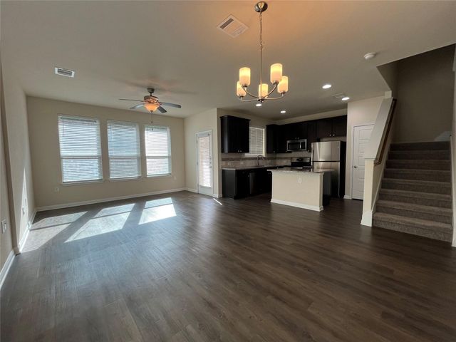 5909 Steep Cactus TRL B, Austin, TX 78735