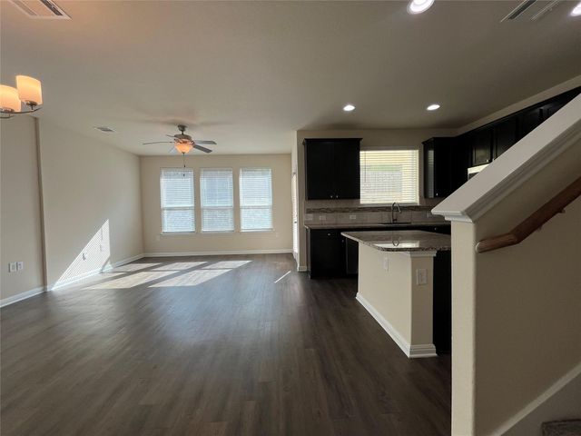 5909 Steep Cactus TRL B, Austin, TX 78735