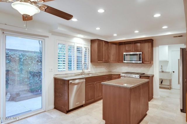 681 Triunfo Canyon Road, Westlake Village, CA 91361