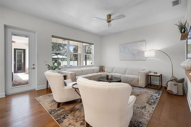 926 JOHN CRESSLER DRIVE, Seffner, FL 33584