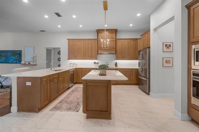 926 JOHN CRESSLER DRIVE, Seffner, FL 33584