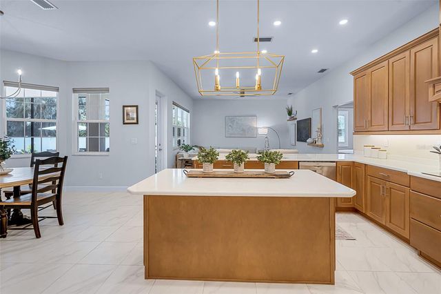 926 JOHN CRESSLER DRIVE, Seffner, FL 33584