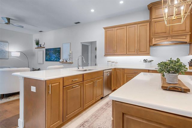 926 JOHN CRESSLER DRIVE, Seffner, FL 33584