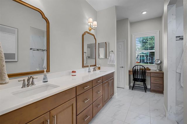 926 JOHN CRESSLER DRIVE, Seffner, FL 33584