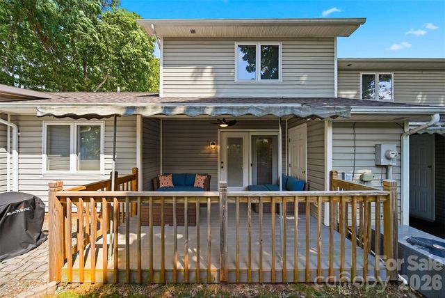2675 White Oak Ct Extension, Claremont, NC 28610