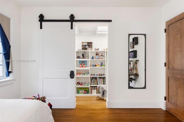 1234 S Greenway Dr, Coral Gables, FL 33134