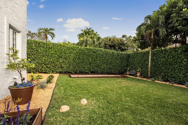 1234 S Greenway Dr, Coral Gables, FL 33134