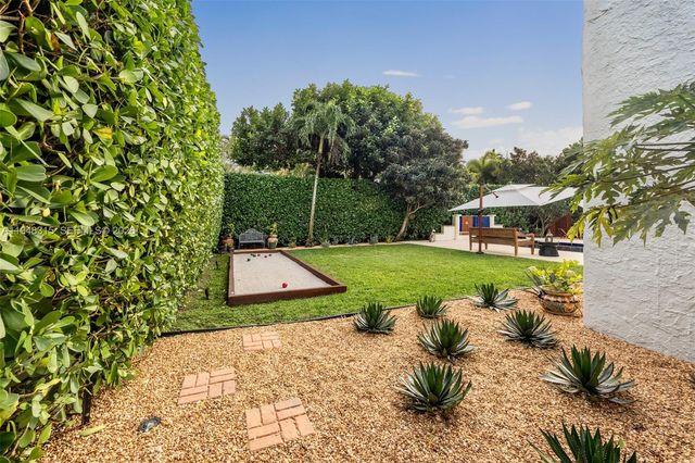 1234 S Greenway Dr, Coral Gables, FL 33134