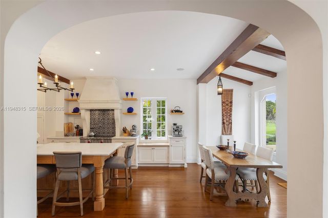 1234 S Greenway Dr, Coral Gables, FL 33134