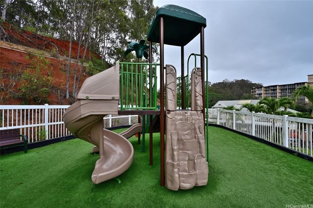 95-270 Waikalani Drive B302, Mililani, HI 96789