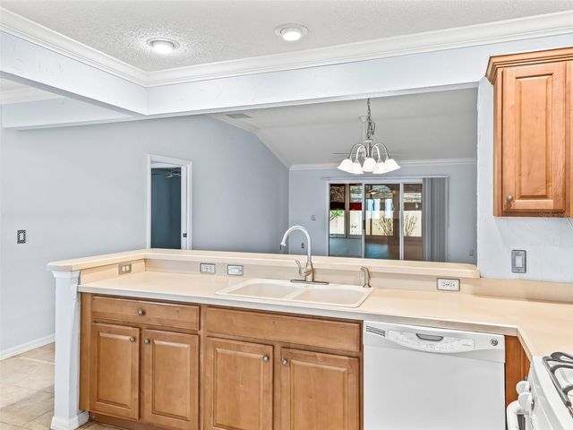 485 MALLORY HILL DRIVE, The Villages, FL 32162