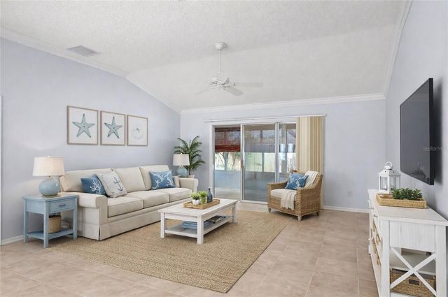 485 MALLORY HILL DRIVE, The Villages, FL 32162