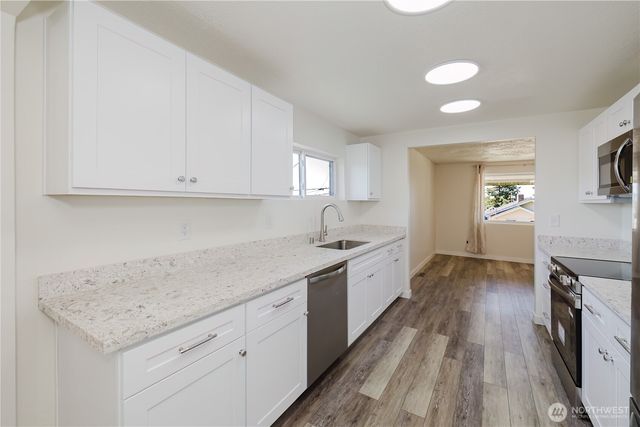 1112 Perry Avenue, Bremerton, WA 98310