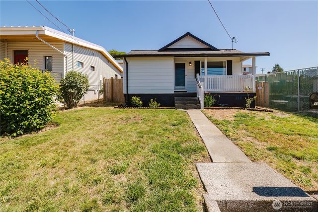 1112 Perry Avenue, Bremerton, WA 98310