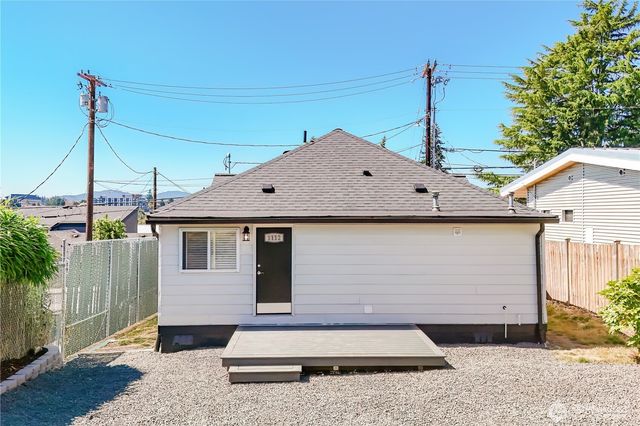 1112 Perry Avenue, Bremerton, WA 98310