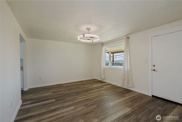 1112 Perry Avenue, Bremerton, WA 98310