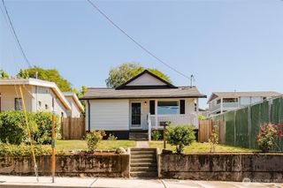 1112 Perry Avenue, Bremerton, WA 98310