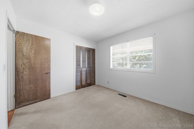 2536 S 111th East Avenue, Tulsa, OK 74129
