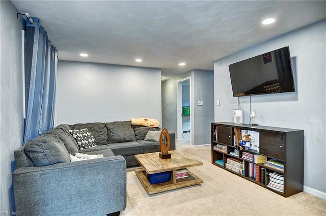 3012 Ashlawn TER, Virginia Beach, VA 23452