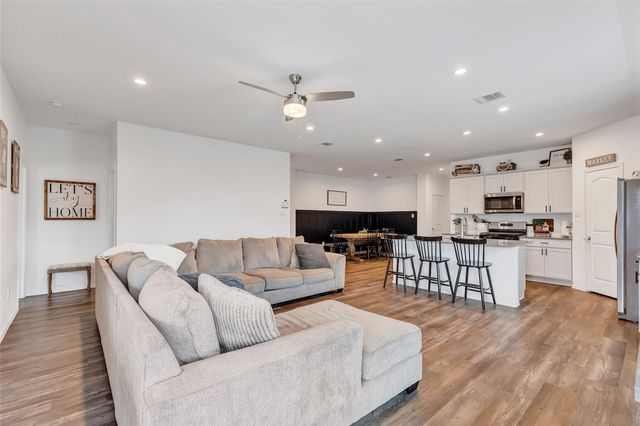 1012 Llano Trail, Dayton, TX 77535