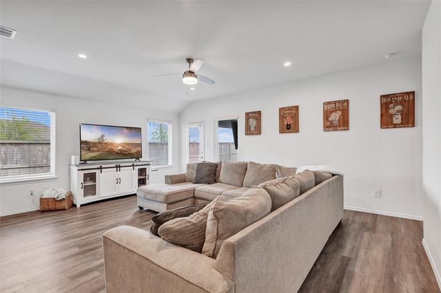 1012 Llano Trail, Dayton, TX 77535