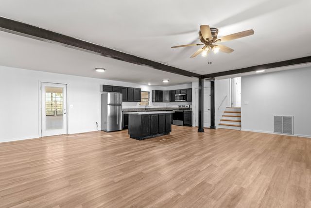 1717 E Rebel Rd, Rossville, GA 30741