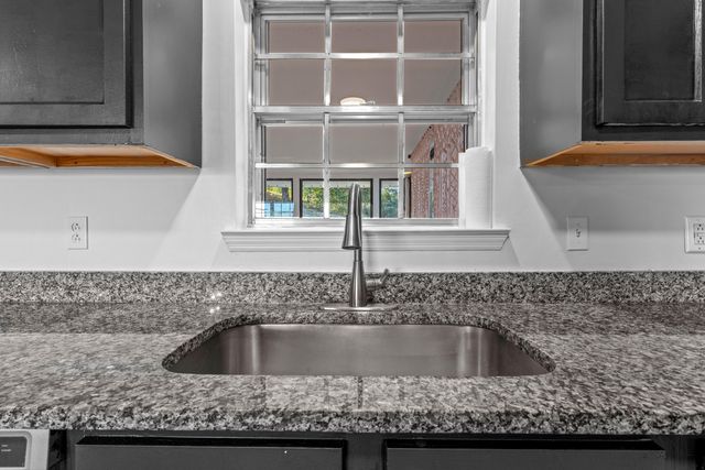 1717 E Rebel Rd, Rossville, GA 30741