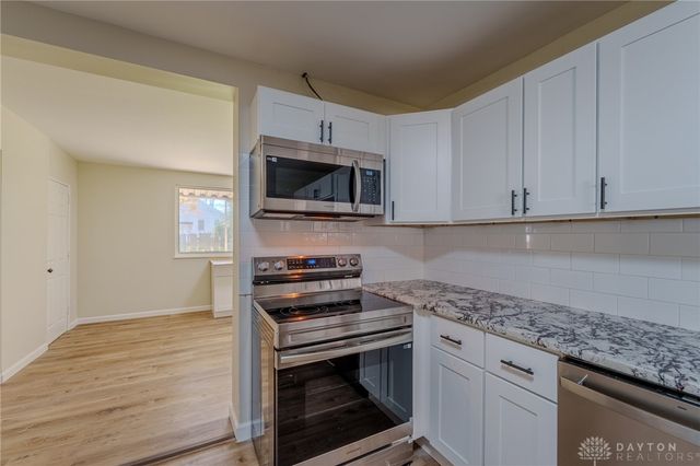 1806 Pinecrest Drive, Dayton, OH 45414