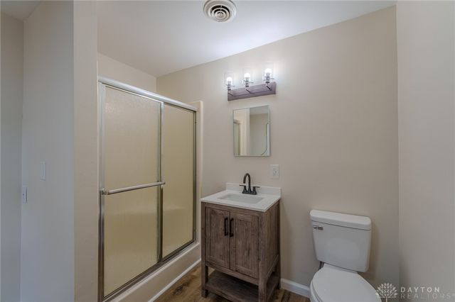 1806 Pinecrest Drive, Dayton, OH 45414