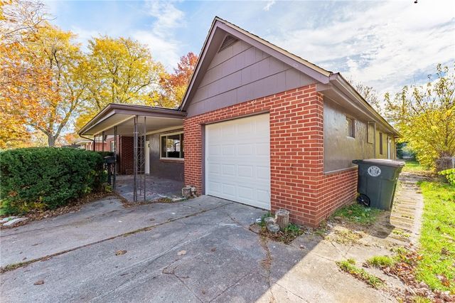 1806 Pinecrest Drive, Dayton, OH 45414