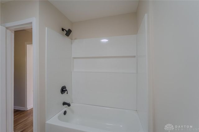 1806 Pinecrest Drive, Dayton, OH 45414