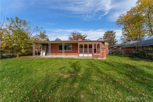 1806 Pinecrest Drive, Dayton, OH 45414