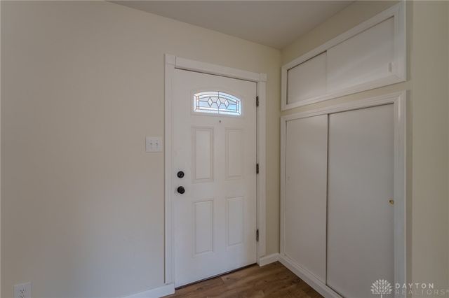 1806 Pinecrest Drive, Dayton, OH 45414