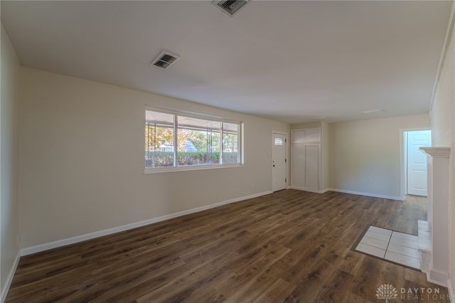 1806 Pinecrest Drive, Dayton, OH 45414