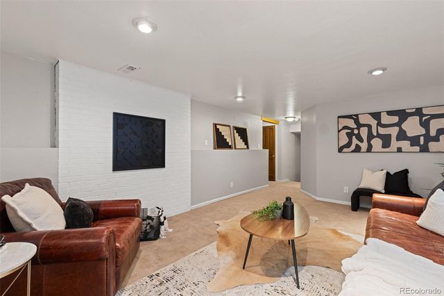 8277 Carriage Lane, Parker, CO 80134