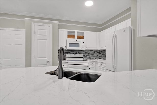 2516 Whitemarsh Way, Savannah, GA 31410