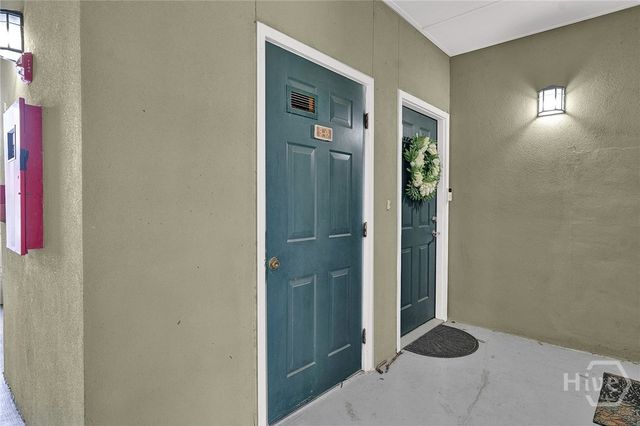 2516 Whitemarsh Way, Savannah, GA 31410